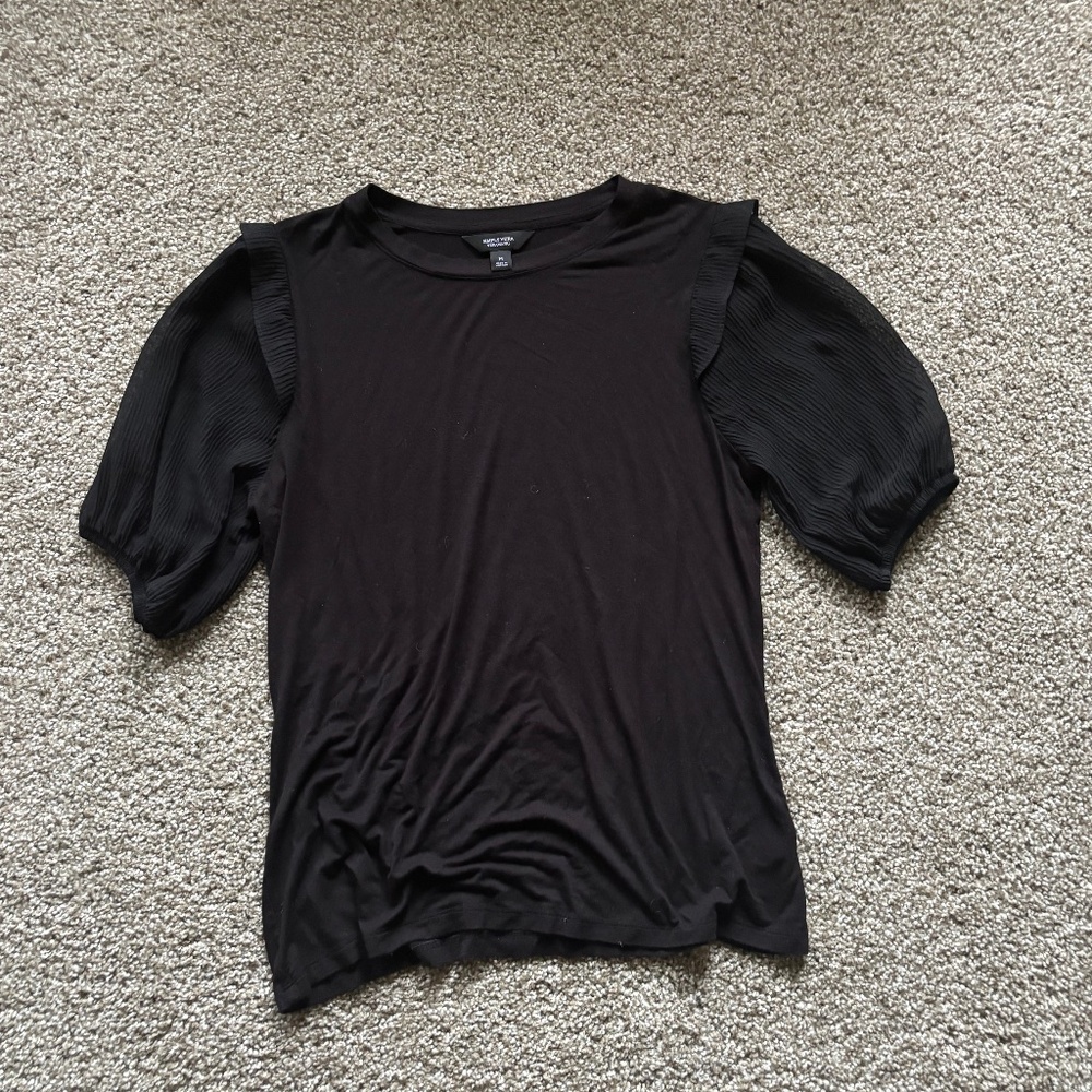 Simple Vera Wang Black Puff Sleeve Top Size Medium